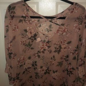 TORRID FLORAL TOP SIZE 0